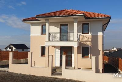 Casa individuala, semifinisata, 120 mp, Dezmir