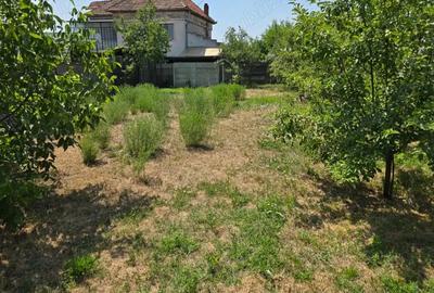 Teren de 403 mp, în Central - 9