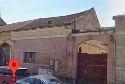 Casă individuală cu 5 camere cu Teren 612 Mp în Central - 1