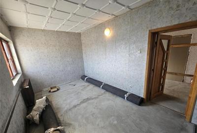 Apartament cu 4 camere decomandat în Calea Timișoarei - 2