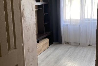 Garson. Podu Ros Tudor -spre Palas 35.000E sau Copou Jnigersitate-67.000E-Libera - 1