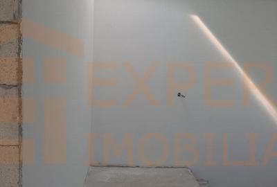 O casa noua, o fila alba – in Lazu, la doar cativa pasi de liniste - 16