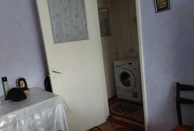 Apartament cu 3 camere decomandat în Micro 40 - 3