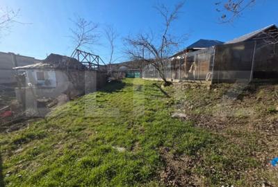 Casă cu 7 camere cu Teren 500 Mp în Central - 13