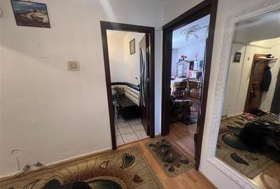 Apartament cu 3 camere decomandat - 70 mp - Zona Adriatica, Str. Aleea Visinului - 5