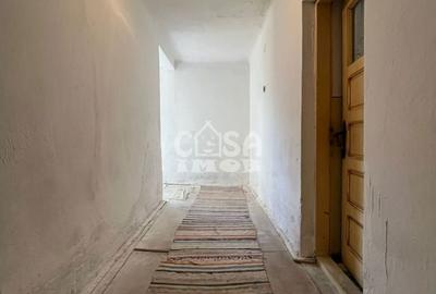 Casă cu 4 camere în Doicești - 2