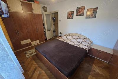 Re?i?a, apartament 4 camere, 100 mp, etaj 2, zona Micro II - 2