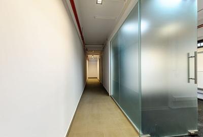 Spațiu de închiriat central - 6