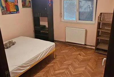 Vand apartament 4 camere etajul 1 zona Micro 4 Vand apartament 4 camere etajul 1 zona Micro 4 - 6