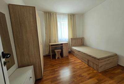 Micro 4 Targoviste, inchiriere apartament 3 camere, etaj 3/4 - 9