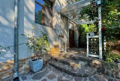 Spre Vânzare Proprietate remarcabilă cu 6 camere în inima Iașului ! - 4