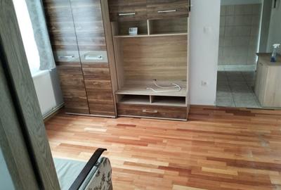 Apartament cu 2 camere în Micro 14 - 7
