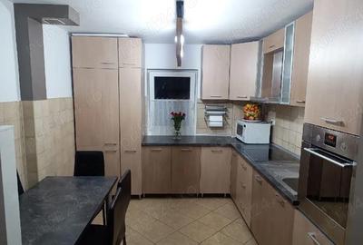 Apartament cu 4 camere decomandat în Lipovei - 10