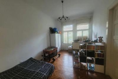 Apartament cu 3 camere semidecomandat în P-ța Maria - 2