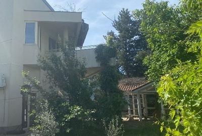 Vilă cu piscină –complex rezidențial , pipera–erou iancu nicolae