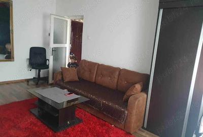 Apartament cu 2 camere decomandat în Central - 3