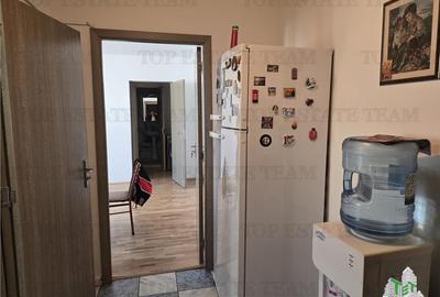 Apartament cu 3 camere semidecomandat în Drumul Taberei - 8