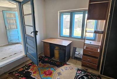 Casă cu 4 camere cu Teren 1300 Mp în Gurbănești - 7