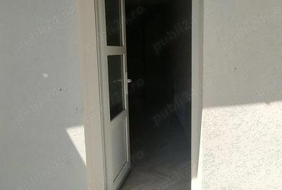 Casă cu 6 camere cu Teren 300 Mp în Central