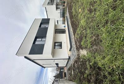 Casă cu Teren 306 Mp în Berceni - 4