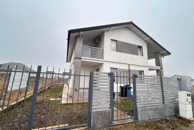 Duplex mobilat/utilat  -  3 camere  -  2 bai  -  incalzire in pardoseala - 3
