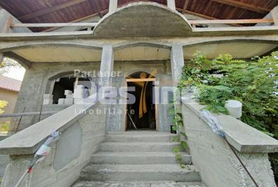 Casă cu 5 camere cu Teren 1220 Mp în Belcești - 18