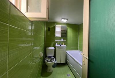 Casă individuală cu 3 camere cu Canalizare în Km 5 - 18