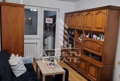 Apartament cu 3 camere semidecomandat, mobilat în Girocului - 2