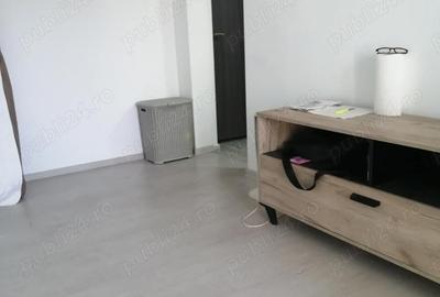 Garsonieră decomandată în Central - 3