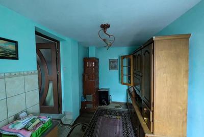 Casă cu 4 camere în Țifești - 1