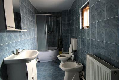 Casă cu 6 camere cu Teren 963 Mp în Miroslava - 9