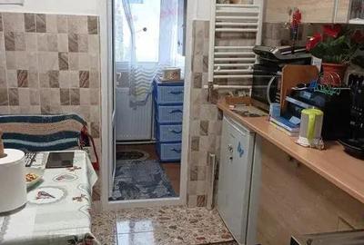 Apartament 2 camere Poarta 6 - 7