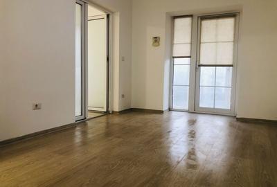 Spațiu comercial, de 40 mp, în Central - 2