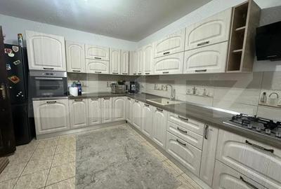 Casă cu 4 camere cu Teren 250 Mp în Cetate - 7