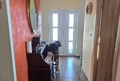 Duplex cu 5 camere cu Canalizare în Breazu - 11