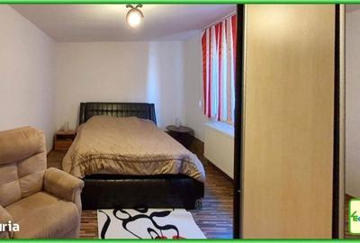 Casă cu 3 camere decomandat în Lipănești - 2