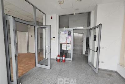 Spațiu comercial, în Domenii - 1