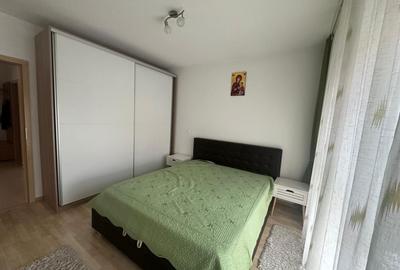 Apartament cu 2 camere decomandat în Tractorul - 2