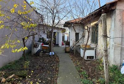 Casă cu 2 camere cu Teren 255 Mp în Central - 10