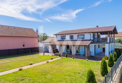 Casa deosebita in Fagaras - ultrafinisata, spatioasa si eleganta - 16