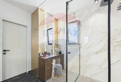 Casă cu 5 camere în Central - 18