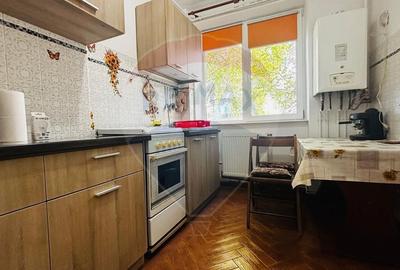 Apartament cu 2 camere decomandat, mobilat în Delfinariu - 8
