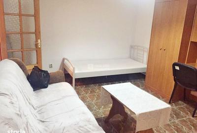 Garsonieră decomandată, mobilată în Bd. Independenței - 1