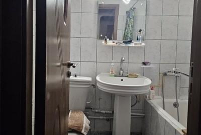 Apartament cu 2 camere decomandat în Nicolina - 2