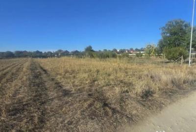 Teren de 1000 mp, în Central - 1