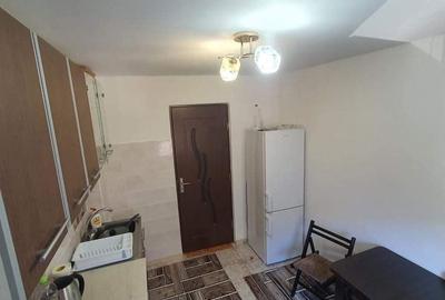 Apartament cu 2 camere semidecomandat în Central - 3