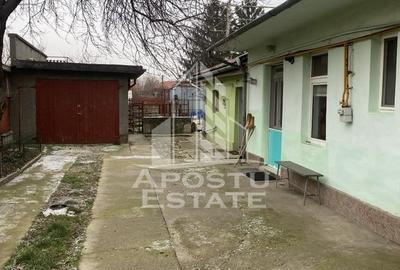 Casă cu 4 camere cu Teren 542 Mp în Central - 8