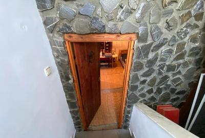 Vanzare casa vila 5 camere zona Crangasi - 8