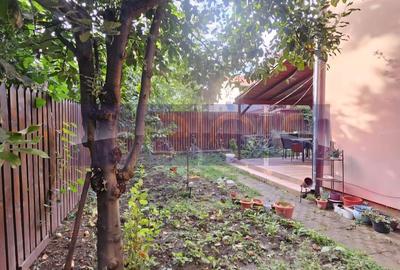 Casă cu 4 camere cu Teren 235 Mp în Central