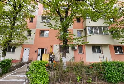 Apartament cu 2 camere decomandat în Teiul Doamnei - 9